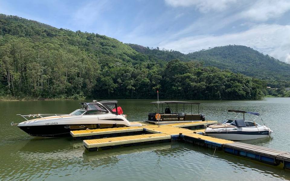 Selecting the right watercraft for lake navigation